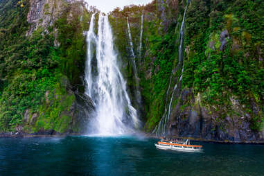 Stirling Falls on Milford Sound, Fiordland National Park