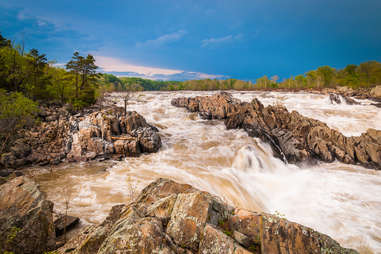 rocky spring at great falls park